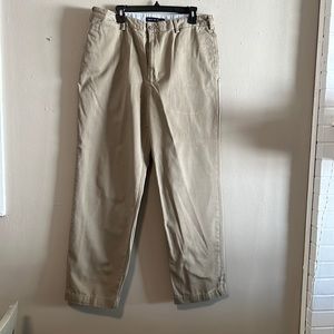 Men’s khaki pants